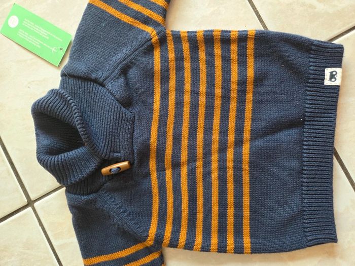 Pull neuf tape a l oeil - photo numéro 2