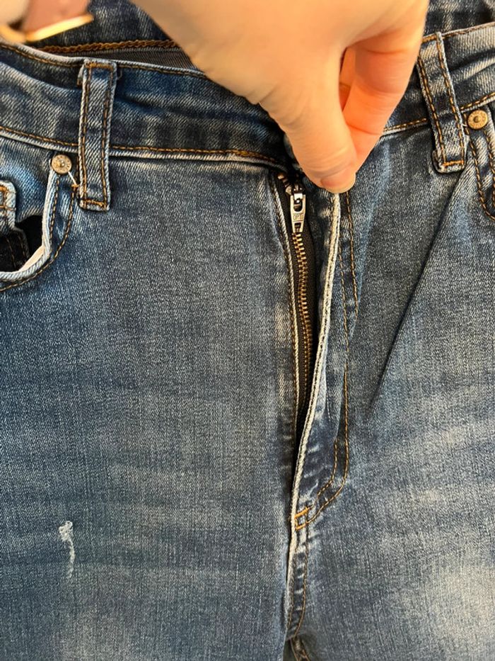 Jean style usé taille 40 - photo numéro 7