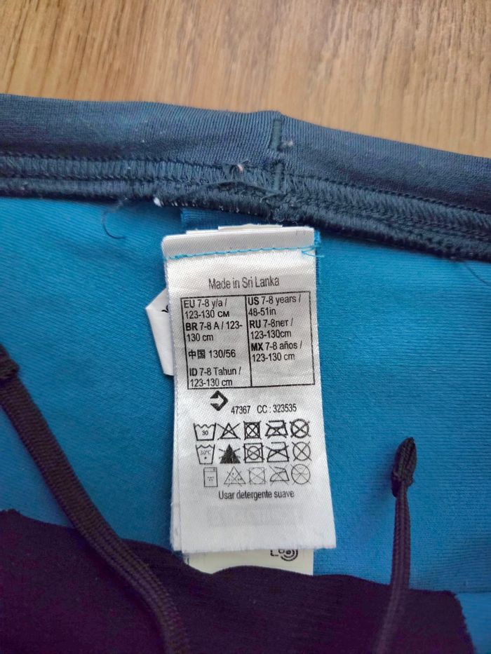 Maillot de bain boxer Nabaiji 7/8 ans - bon état - photo numéro 4