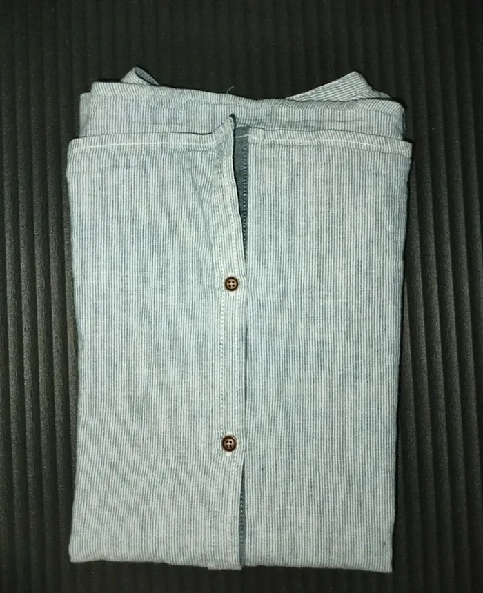 Chemise à manches longues 12 ans - photo numéro 3