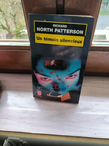 livre Un Témoin Silencieux - North Patterson Richard en tres bon etat ref EC