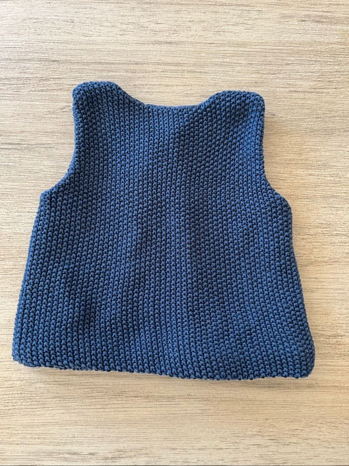 Ensemble teeshirt manches longues et gilet 6 mois - photo numéro 6