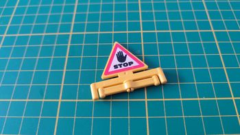 Panneau triangle de signalisation référence 30634510 pièce détachée Playmobil #D54