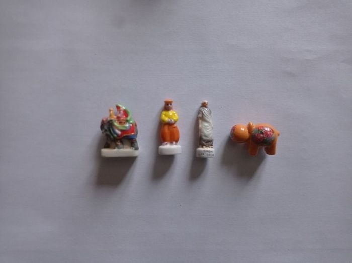 Lot de 4 fèves thème Inde/Gandhi