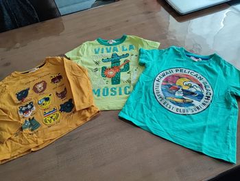 Lot 3 tee shirts