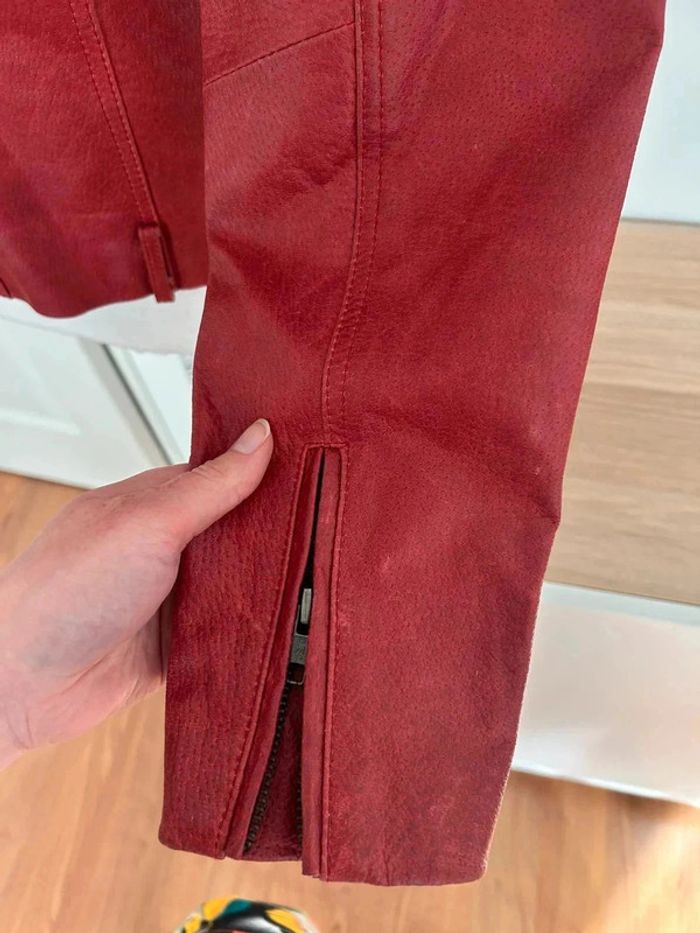 Veste en cuir rouge - photo numéro 4
