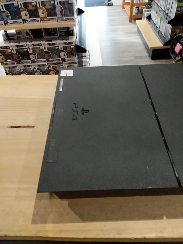 PlayStation 4 FAT Noire - photo numéro 6