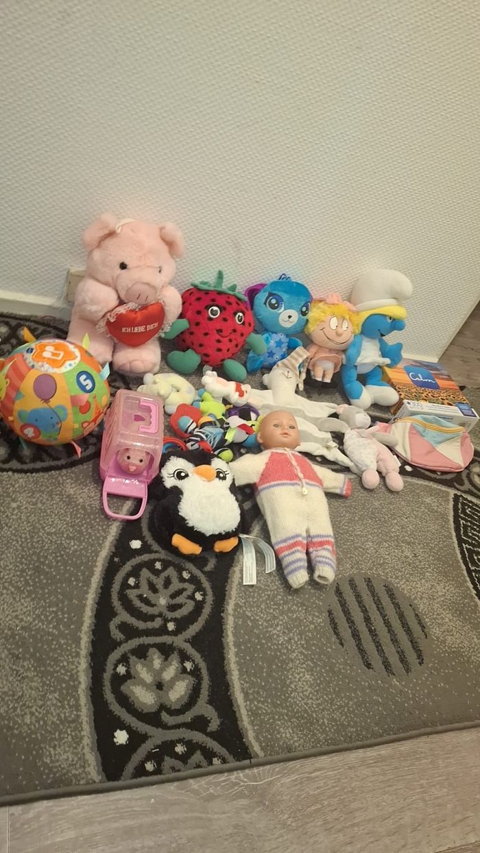 Lot jeux d’enfants peluche et autres - photo numéro 2
