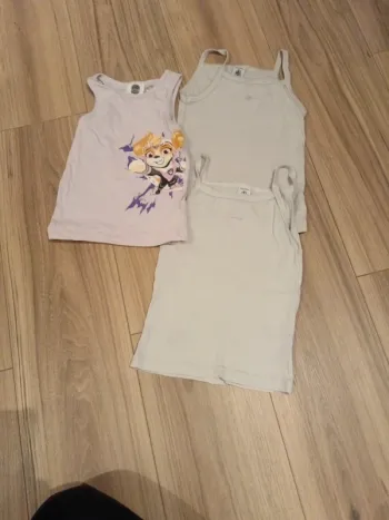 T-shirt 4 et 5 ans