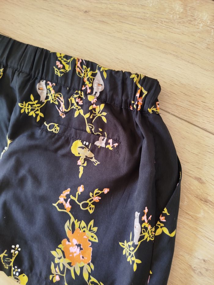Short noir fleuri Jennyfer 36 - photo numéro 5