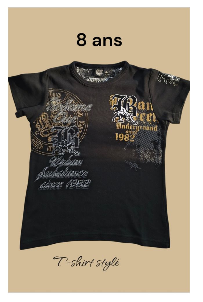 🖤 Super tshirt noir imprimé or/blanc (8 ans) 🖤