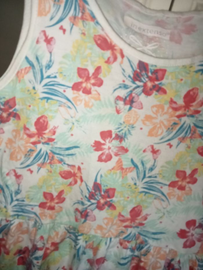 Robe d'été imprimée fleurs et papillons très bon état taille 8 ans - photo numéro 3