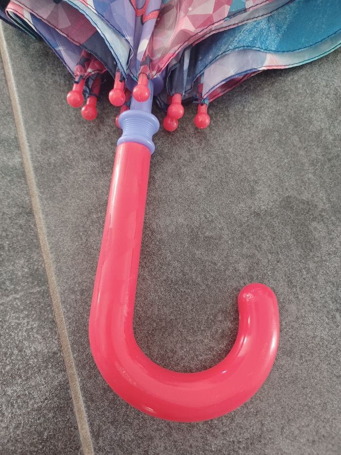 Parapluie la reine des neiges - photo numéro 5