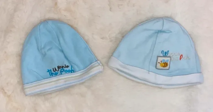 Lot 2 bonnets Winnie