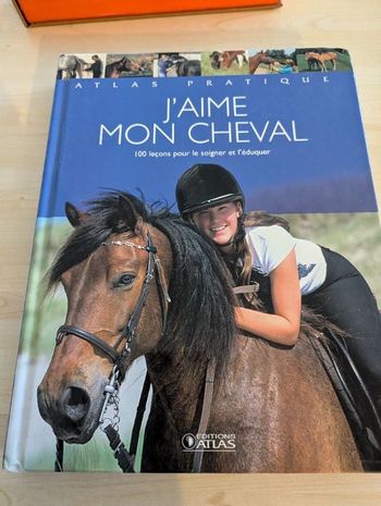 Livre "j'aime mon cheval"