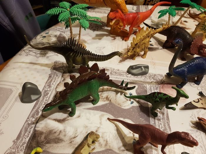 Lot figurine dinosaure Simba Ptéranodon Stégosaurus Delta Sport T-rex - photo numéro 6