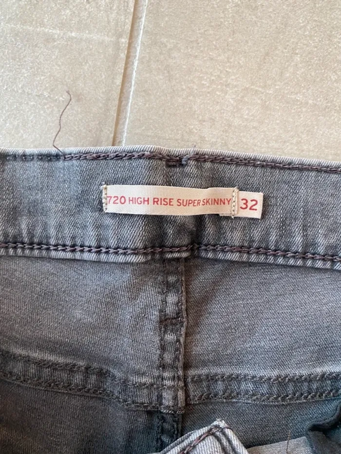 Jeans levis noir - photo numéro 3