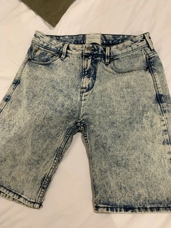 Short jeans délavé