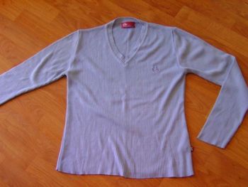 Pull LULU CASTAGNETTE bleu clair col en V 36/38 TBE