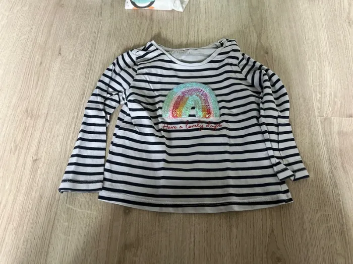Lot de vêtements en taille 12 mois - photo numéro 4