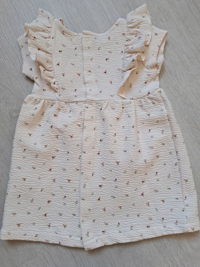 Robe chaude à fleurs - photo numéro 4