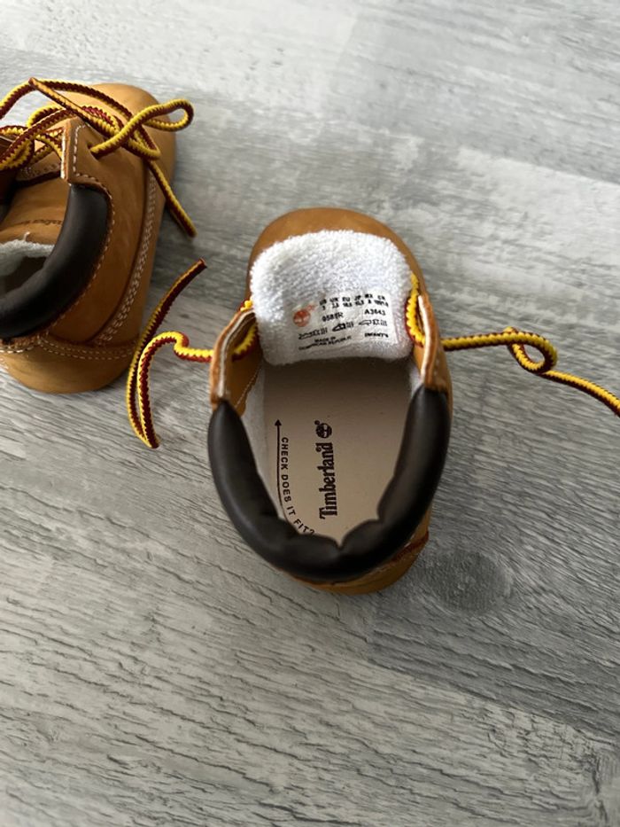 Chaussures à lacets. - photo numéro 5