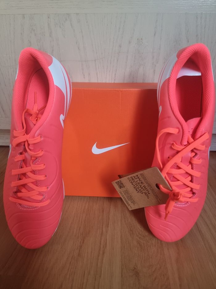 Chaussure de football Nike - photo numéro 2