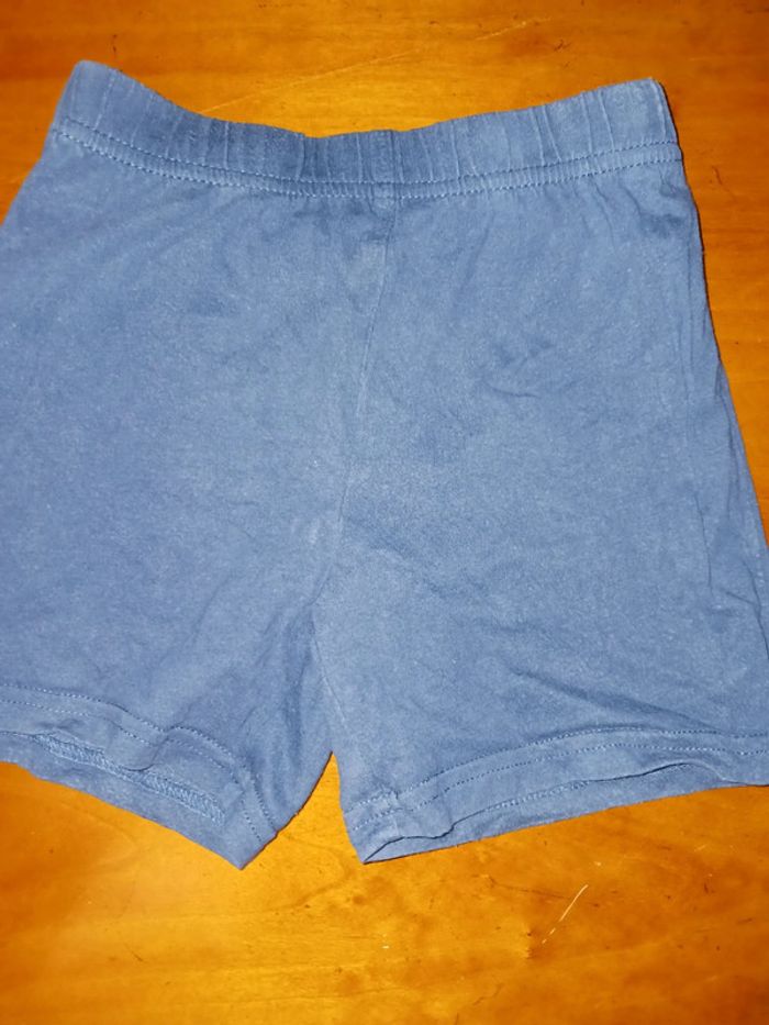 Short bleu 4 ans