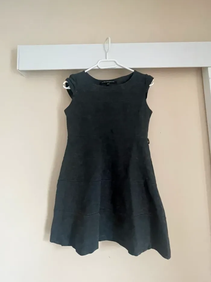 Robe grise