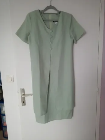 Superbe robe Anne Weyburn