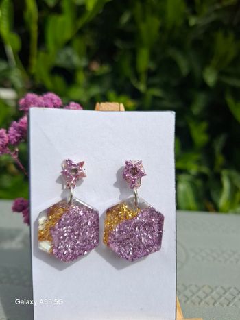 Étoile d’Améthyste – Boucles d’oreilles scintillantes lilas & or
