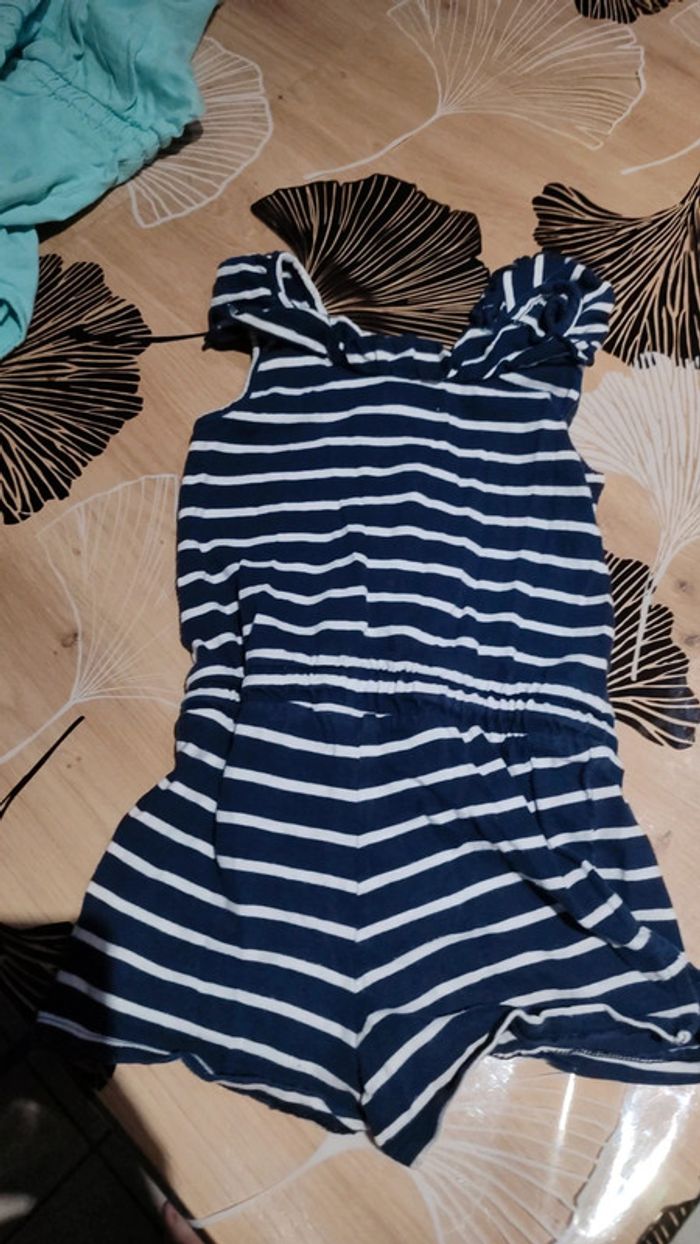 Combi short taille 4 ans - photo numéro 4