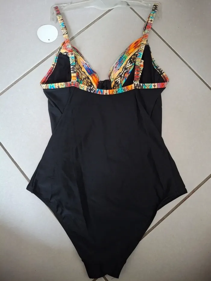 Maillot de bain une pièce femme S Neuf - photo numéro 2