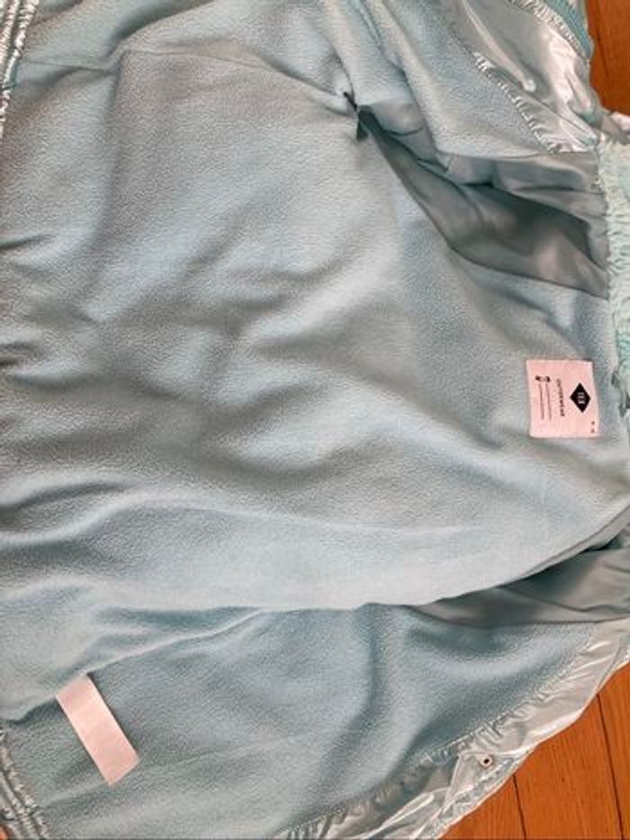 Doudoune imperméable taille 4/5 ans - photo numéro 4