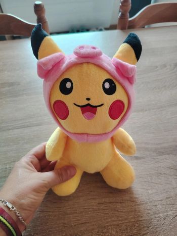 Peluche Pikachu