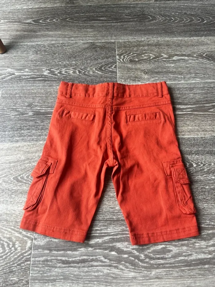 Short neuf avec étiquette 6 ans tisaia - photo numéro 5