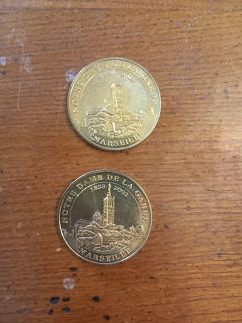 Lot 2 medailles notre Dame de la garde