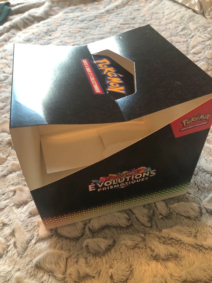 Présentoir display tripack pokemon évolutions prismatiques 8.5 - photo numéro 2
