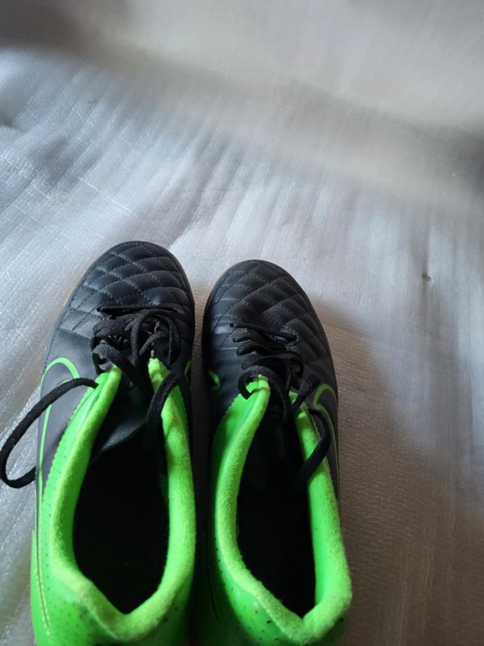 Chaussures foot nike - photo numéro 6