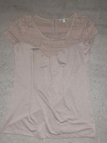 Haut habillé effet dentelle