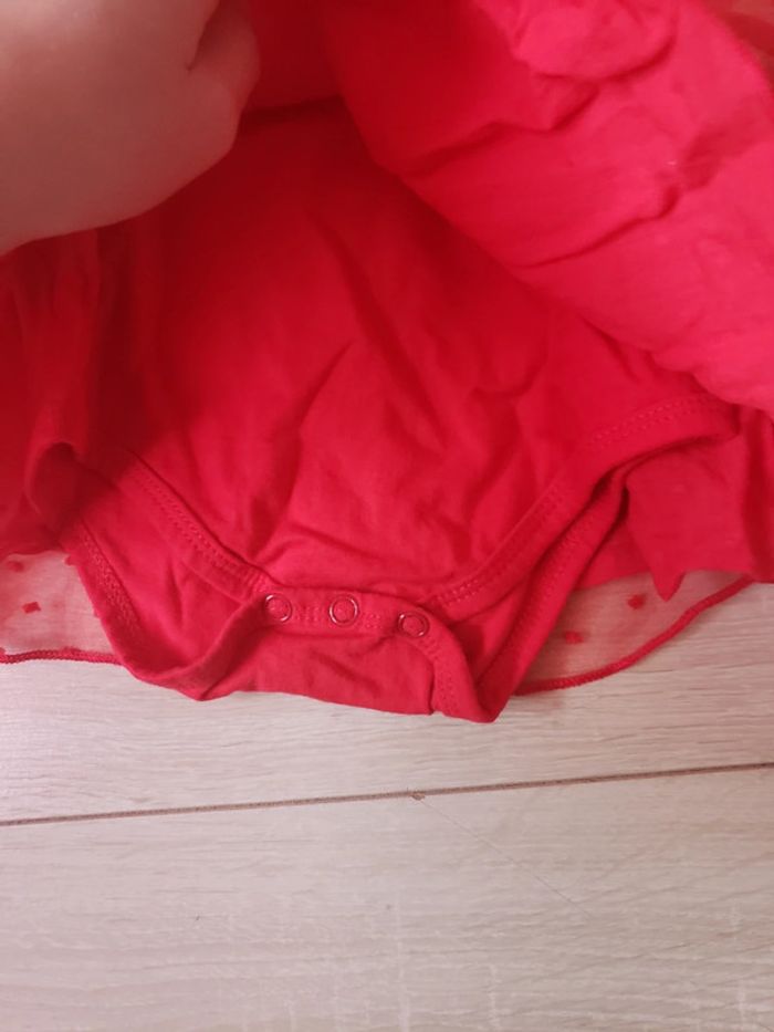 Robe 👚 3 mois 2 euros - photo numéro 4