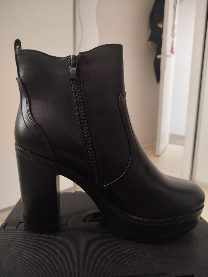 Bottes à talons neuves T39 - photo numéro 5