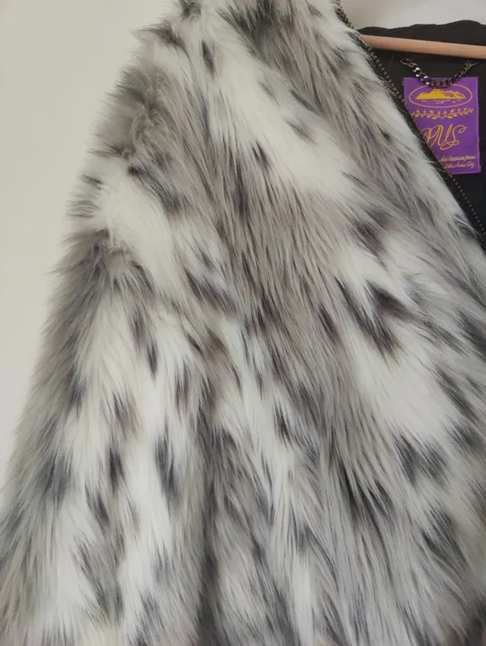 Manteau Corteiz XL # Sold out # état Neuf - photo numéro 4