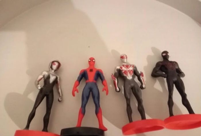 Lot de 7 figurines Marvel - photo numéro 4