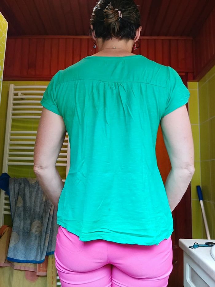 T-shirt femme vert épaules ouvertes - photo numéro 7