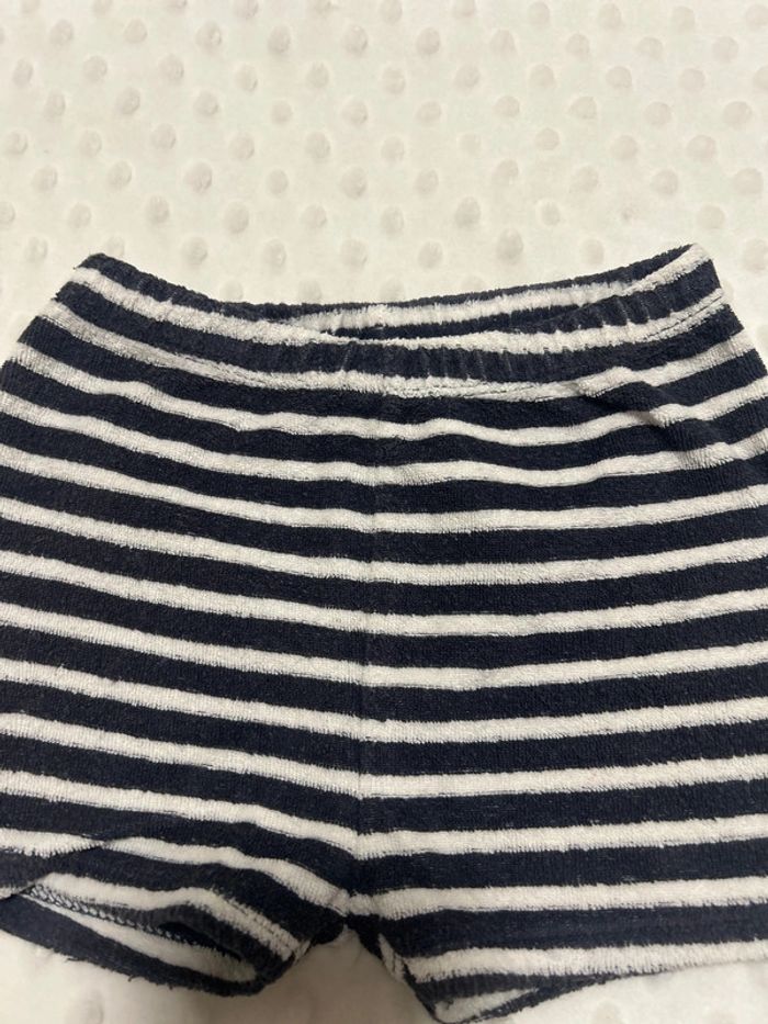 Short 18 mois - photo numéro 2