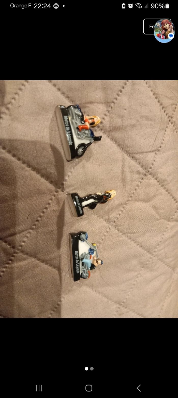 Lot 3 fèves sur le thème des motos de légende