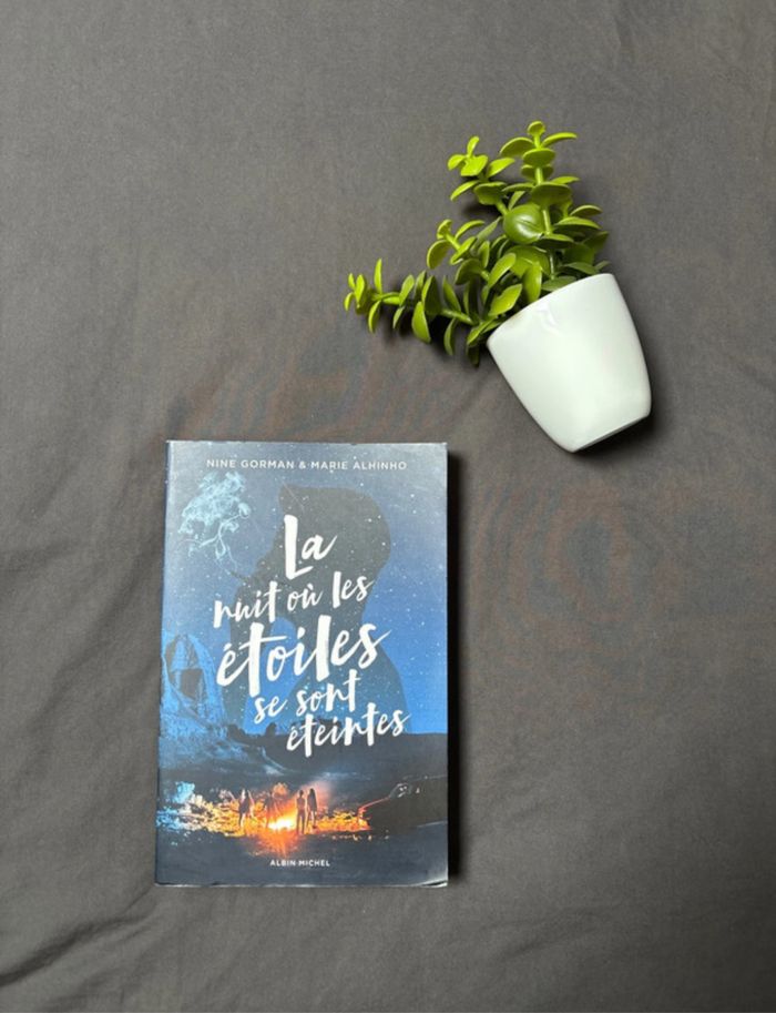Livre - La nuit ou les étoiles se sont éteintes - photo numéro 1