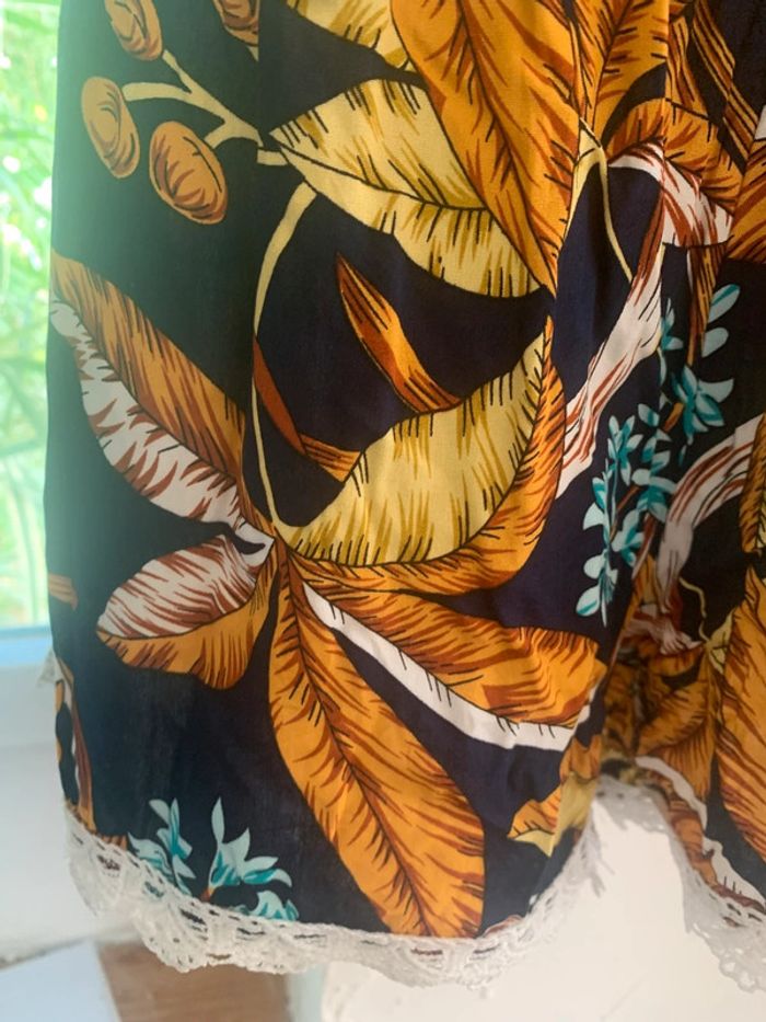 Short fluide fleurie taille M-L - photo numéro 3