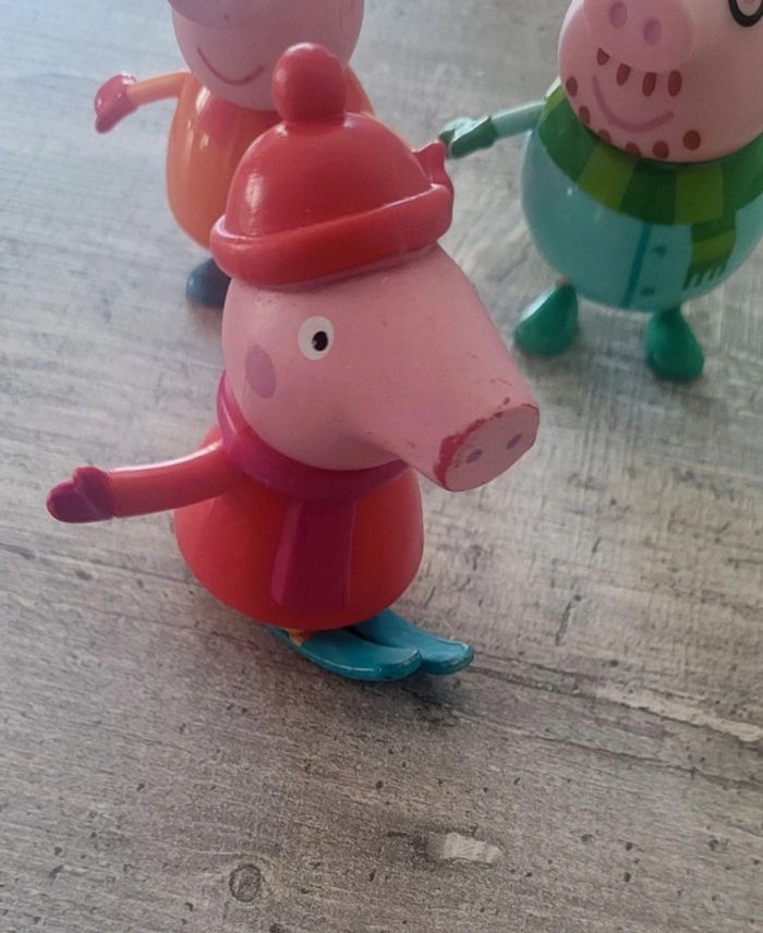 Lot de 3 figurines - photo numéro 2